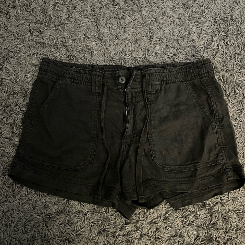 American Eagle Black Cargo Women's Shorts